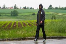 Demi Juventus Rela Jalan...