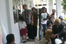 Sopir Angkot Sibolga-Hutabalang...
