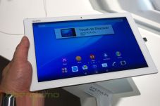Peluncuran Tablet Xperia...
