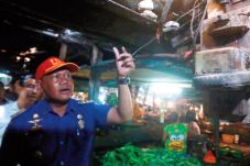 Pasar Tradisional Rentan...