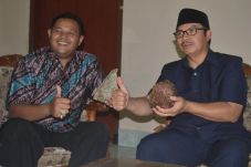 Bedah Rumah Warga Miskin,...