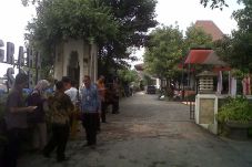 Jokowi Mantu, Polda...