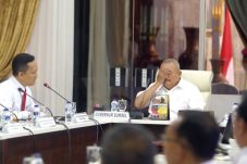 Garuda Permudah Layanan...