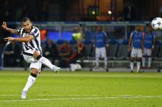 Tevez, Penyerang Ideal...