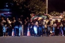 Jokowi Mantu, Ribuan...