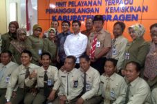 Penanggulan Kemiskinan...