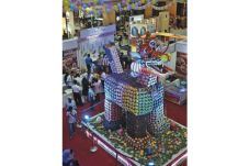 Berat Total 8 Ton Terbuat...