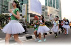 Berlari dengan Fashionable