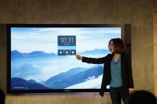 Tablet Raksasa Microsoft...