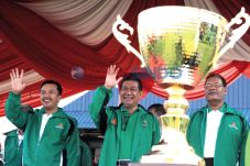 Menpora-PSSI Segera...