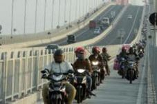 Pengendara Motor Gratis...