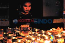 Nikmati Teh Tubruk dari...