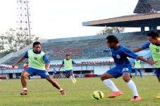 Persib Tolak Ikut Piala...