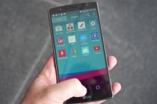 Layar Sentuh LG G4 Dilaporkan...