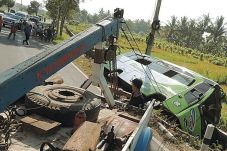 Hindari Motor, Bus AKAP...