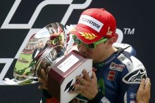 Lorenzo Abaikan Keselamatan...