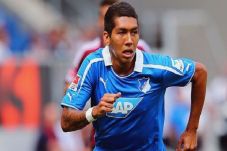 Selangkah Lagi, Penyerang...