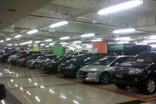 Kalla Toyota Garap Segmen...