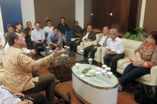 Fokus Pasokan BBM Lebaran,...
