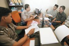 Bupati Bantul Dilaporkan...