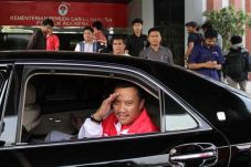 Menpora Segera Evaluasi...