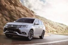 Mitsubishi Resmi Kenalkan...