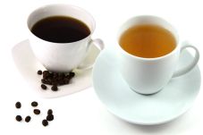 Teh Atau Kopi, Mana...