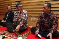 Indriyanto Sarankan...