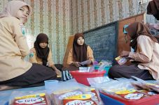 Wirausaha Berbasis Limbah...