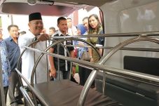 Eldin Minta Mobil Jenazah...