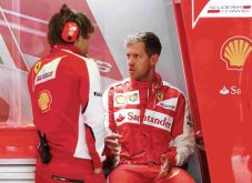 Jadi Juru Kunci, Vettel...