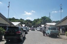 Lahan Parkir Pasar Darurat...