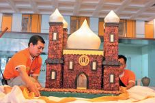 Harris Cafe Hadirkan...