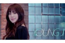 Youngji KARA Pilih Zhoumi...
