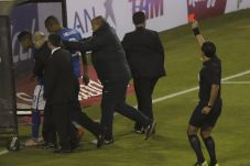 CONMEBOL Jatuhi Hukuman...