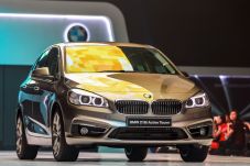 BMW Genjot Penjualan...