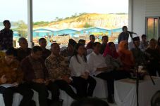 Menperin Pacu Industri...