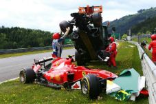 Tabrakan Maut Alonso-Raikkonen...