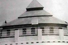 Masjid Tua Palopo Dibangun...
