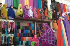 Kerudung asal China...