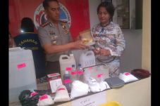 Satu Truk Tahu Berformalin...