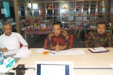 Barang Impor Ilegal...