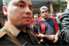 Korban Emosi Lihat Syamsul