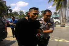 Polisi Pelabuhan Sekupang...