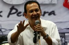 Sambangi KPK, Roy Marten...