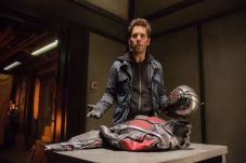 Paul Rudd Kerepotan...