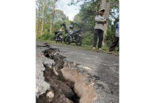Gempa Guncang Madiun,...