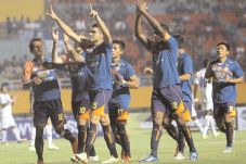 Singo Edan Tanpa Persiapan...