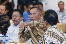 Menhan Nilai Menteri...
