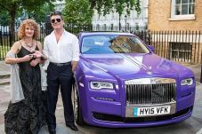 Roll-Royce Tampil Beda...